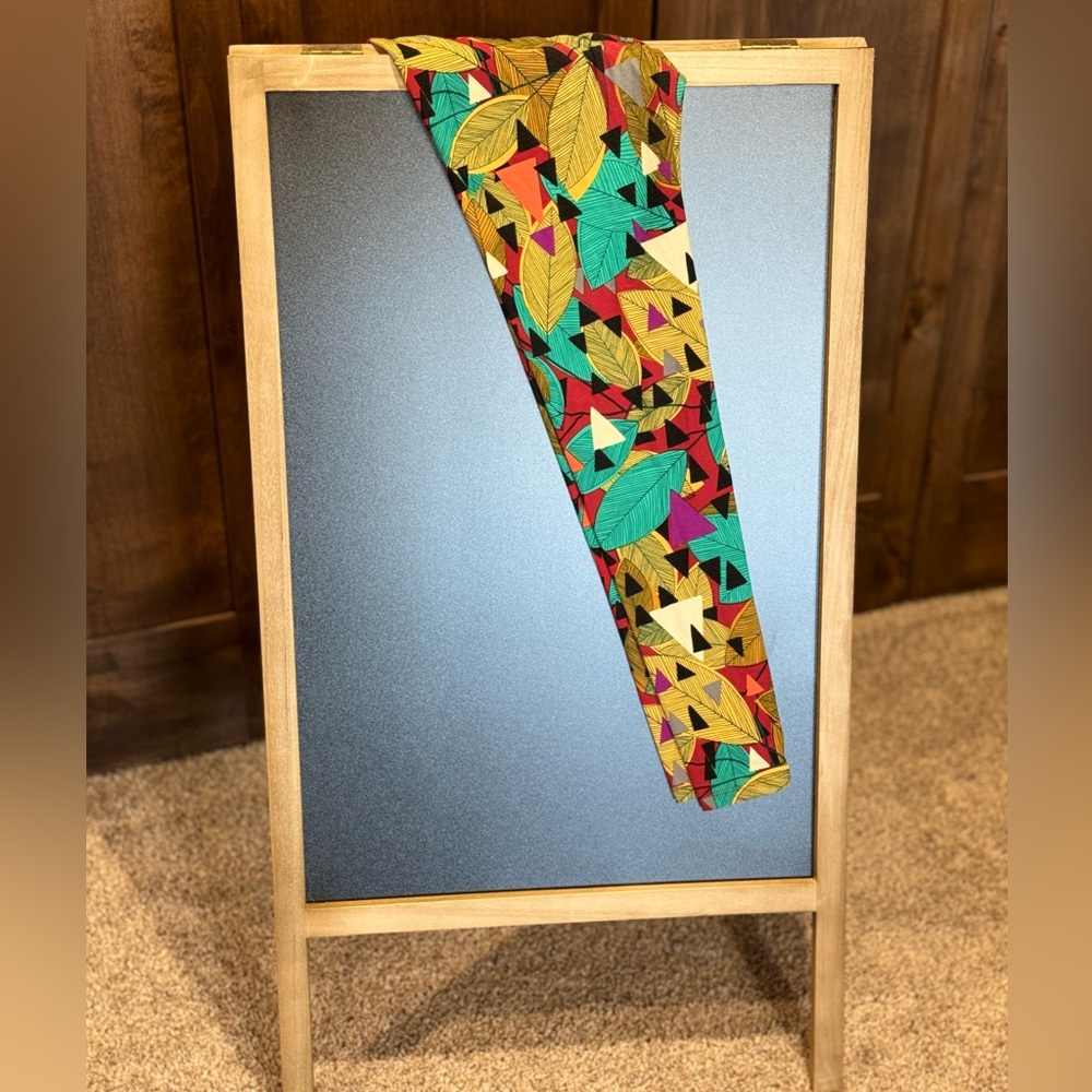NWOT LuLaRoe leggings OS